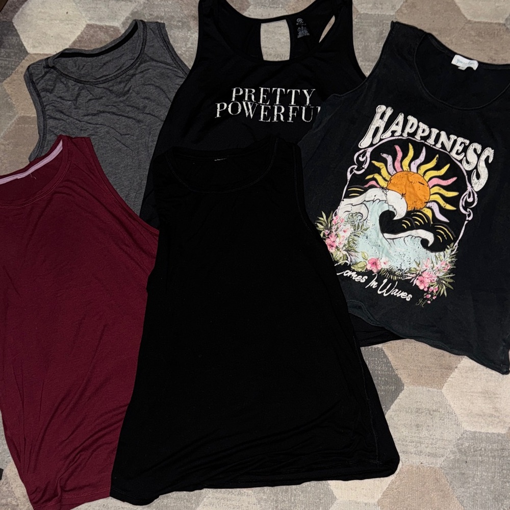 Lot Women's All in Motion Grace & Lace Graphic and Solid Tank Tops Set sz L